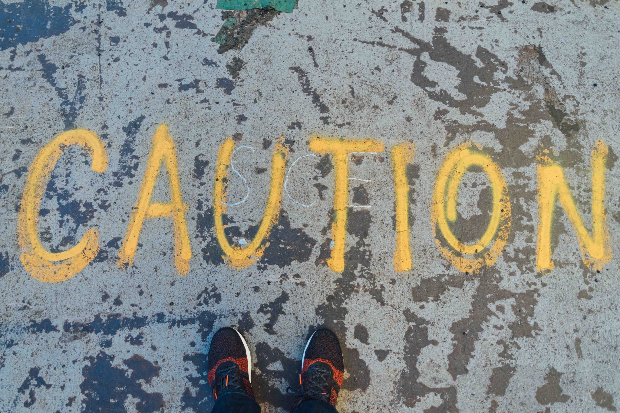 sidewalk sign, early signs of liver damage from alcohol