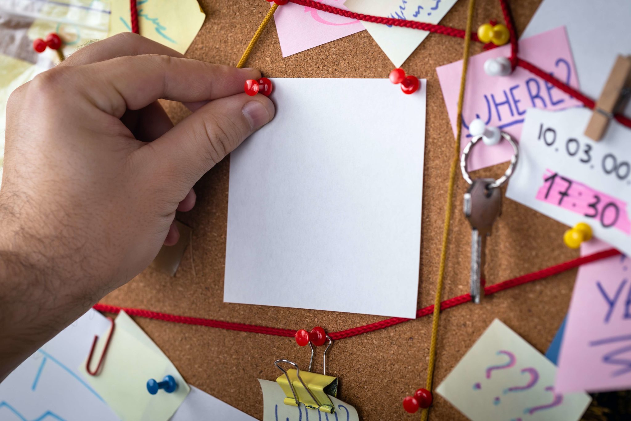 setting reminders on a posterboard