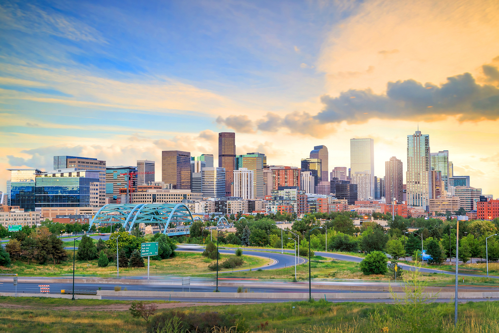 denver-colorado-city-skyline-2021