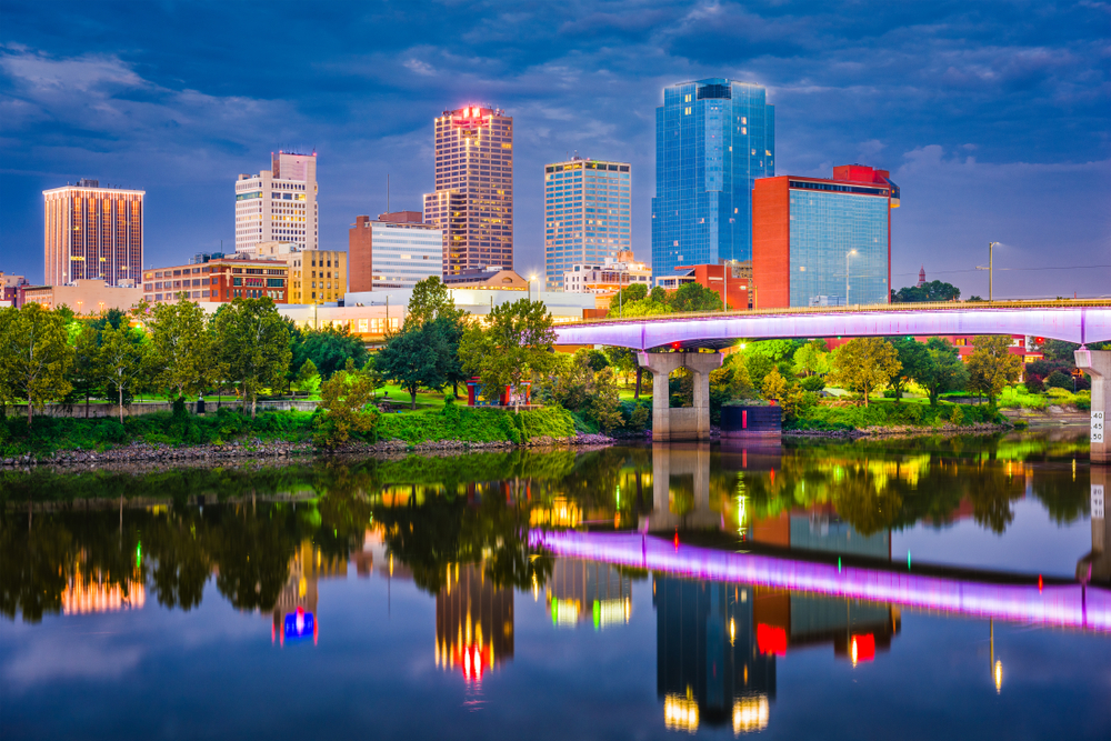 little-rock-arkansas-city-skyline-2021