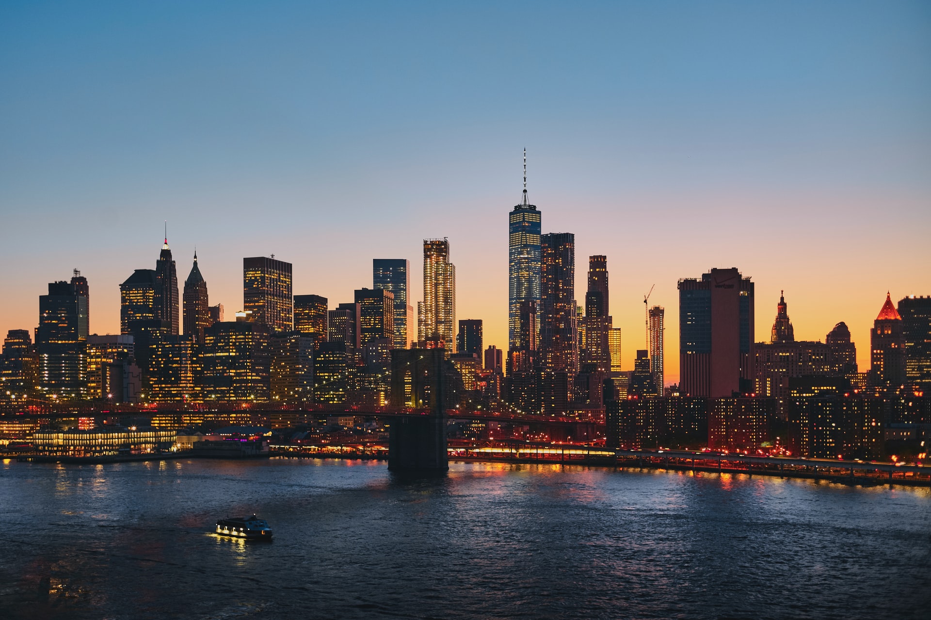 new york city skyline viewed from brooklyn